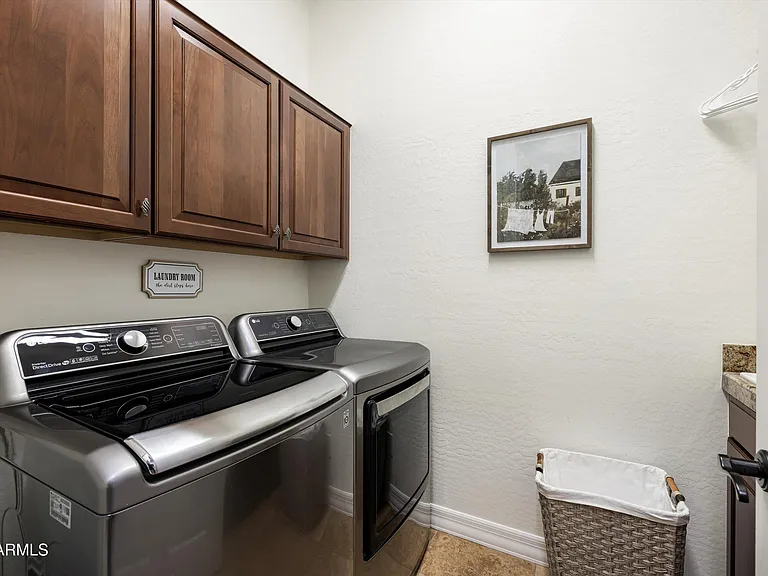 9260 E Desert Village Dr — Photo 26