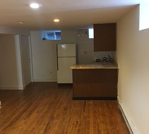 2nd image of 101 14th St APT 1
