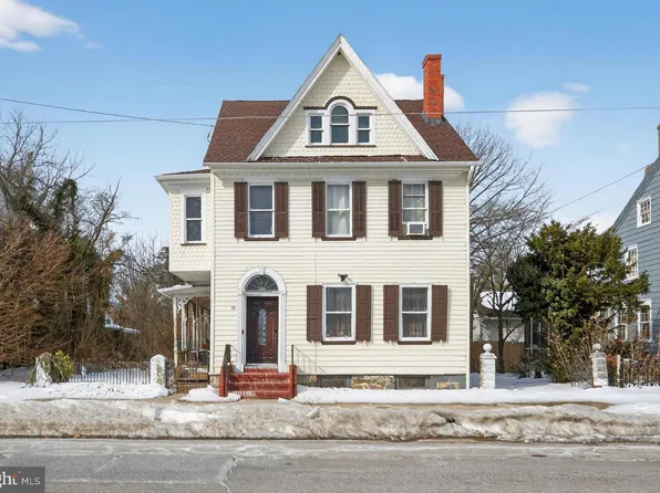 55 Market St, Salem, NJ 08079