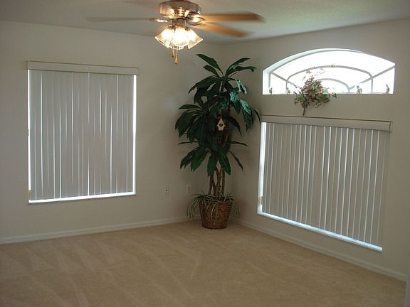 4th image of 1753 Putney Cir