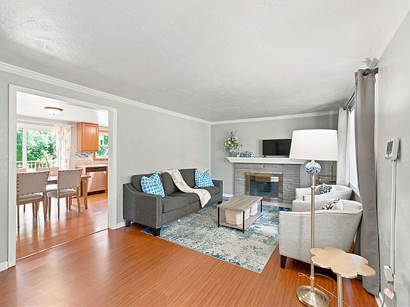 5th image of 1100 Raven Dr