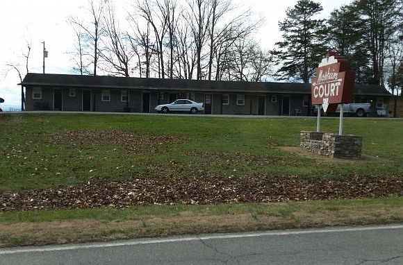 1st image of 8017 Blue Springs Pkwy