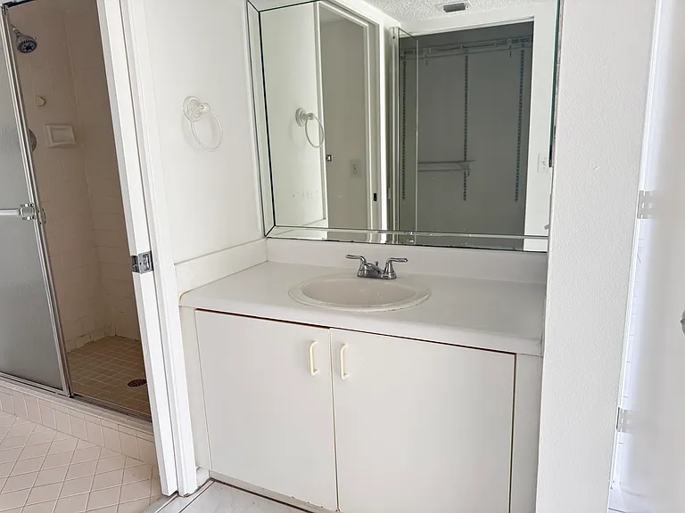 1001 SW 141st Ave #408K — Photo 13