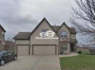 1901 NE 92nd St, Kansas City, MO 64155