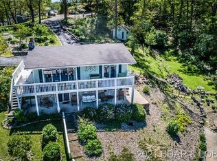 1099 Spruce Ln, Sunrise Beach, MO 65079