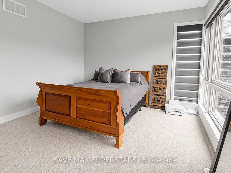 4 Sweet Cicely St — Photo 19