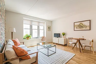 Rented by Lisa Management