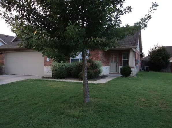 214 Tarbox Brown Dr, Buda, TX 78610