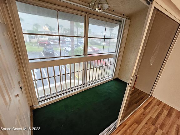 4th image of 993 Sonesta Ave NE APT 205