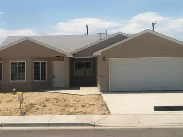 4207 Azalea St, Farmington, NM 87402