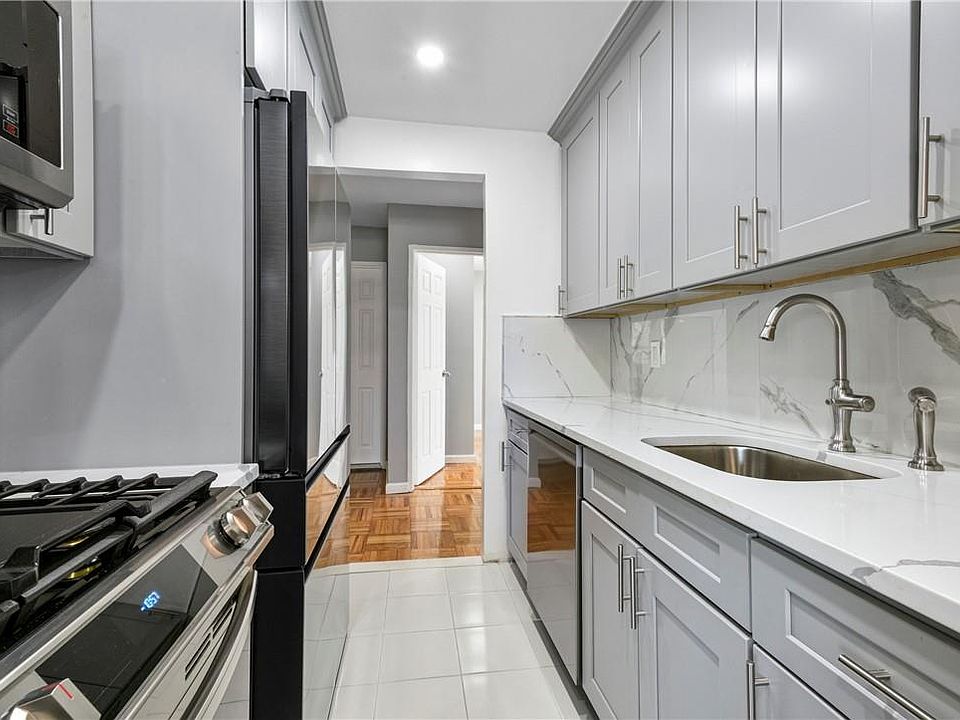1st image of 415 Gramatan Avenue #1G