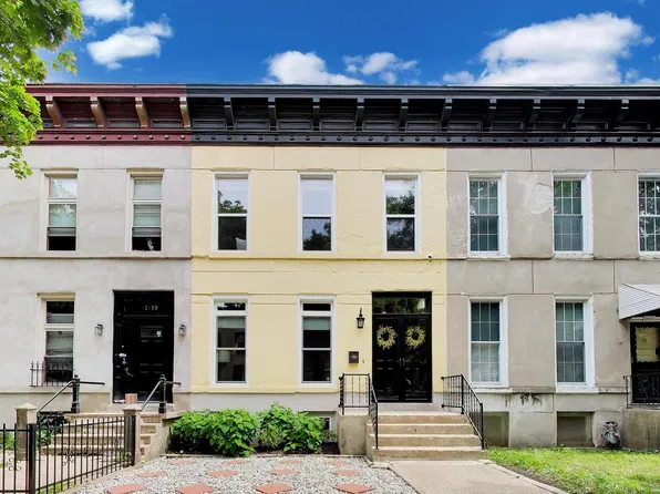 2141 W Bowler St, Chicago, IL 60612