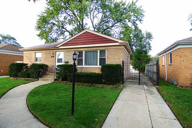 1st image of 1936 Mandel Ave