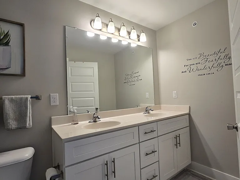 6006 Hillside Ln #1 — Photo 13