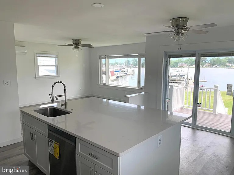 7212 Bay Front Rd — Photo 12
