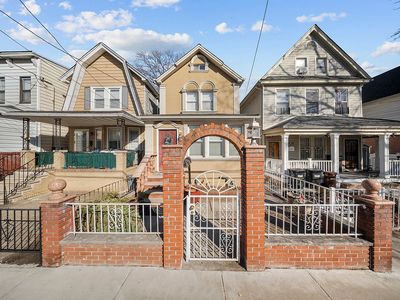 8537 90th St, Jamaica, NY, 11421