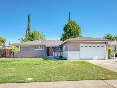 517 W Beverly Dr, Clovis, CA, 93612