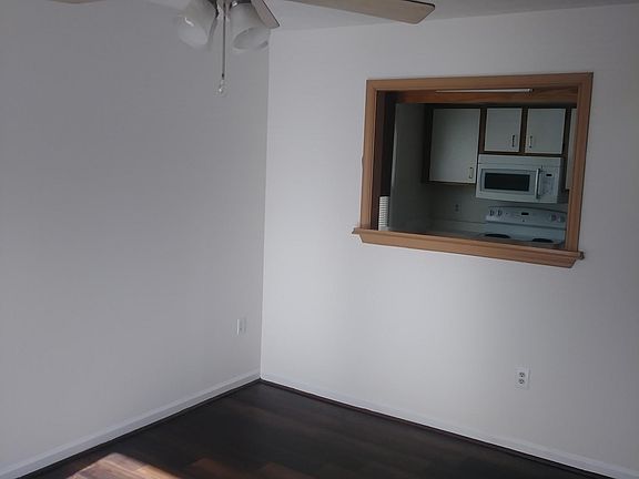 2nd image of 17 Pennington Ave
