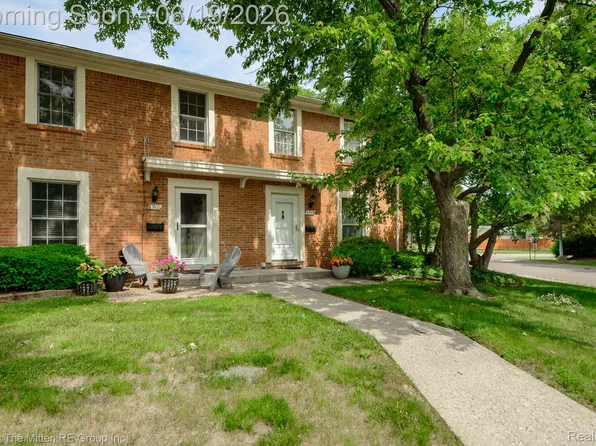 6908 W New Providence Way, Canton, MI 48187
