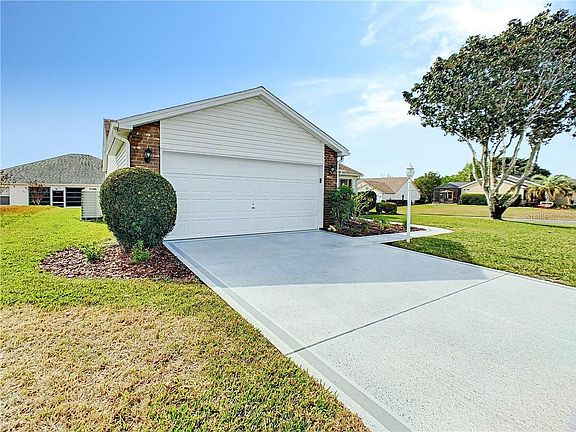 3rd image of 711 Palma Dr