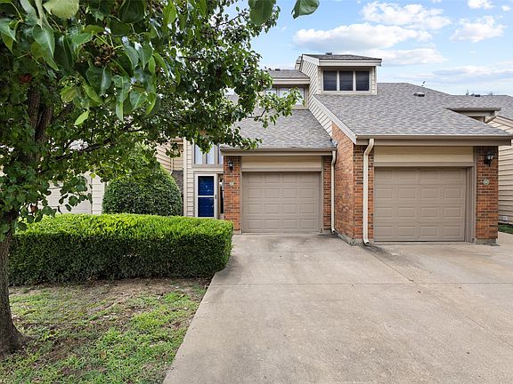 3rd image of 106 Summer Place Cir