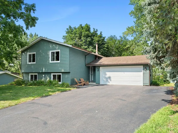 12335 Oxbow Dr, Eden Prairie, MN 55347