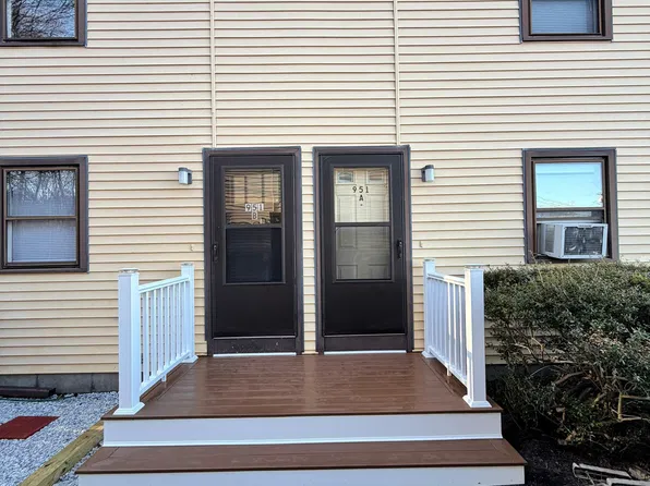 951 Main St #A, West Warwick, RI 02893
