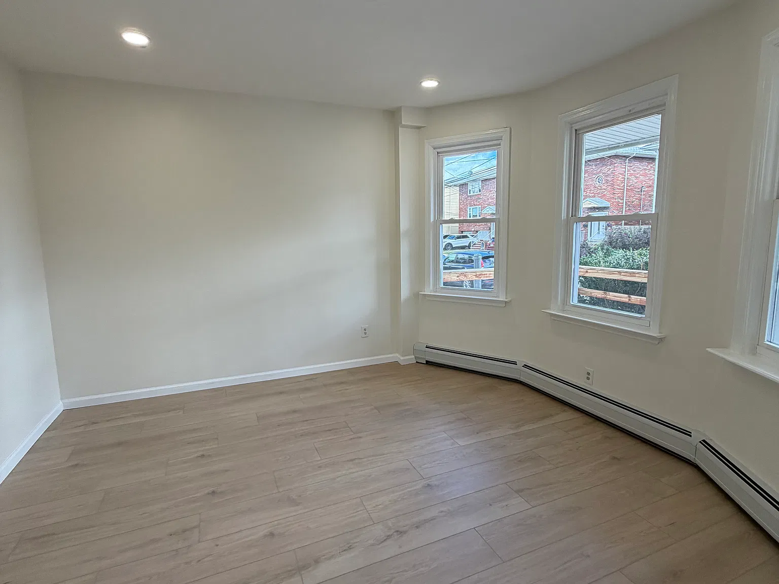 3 bed, $3,350 — Photo 2