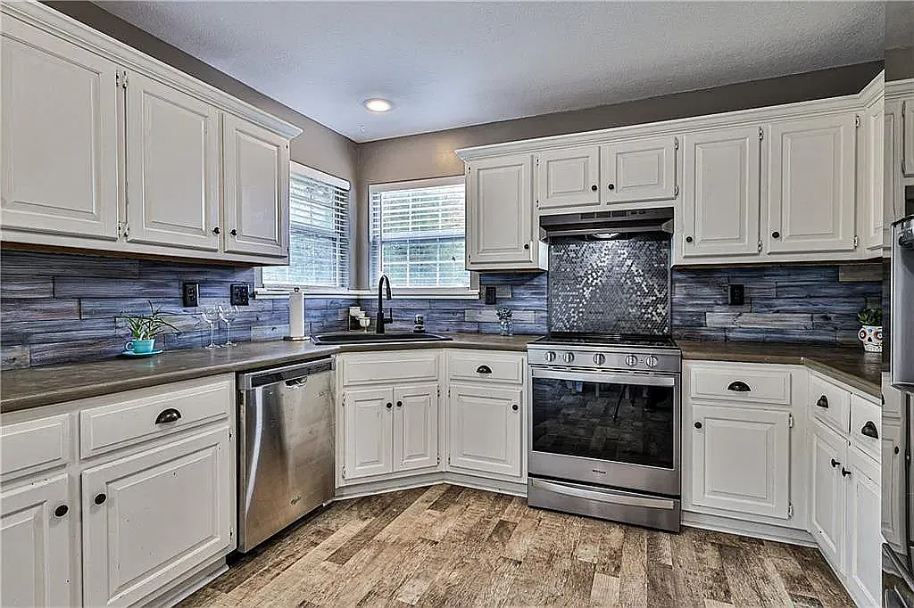 3 bed, 1568 sqft, $1,850 — Photo 2