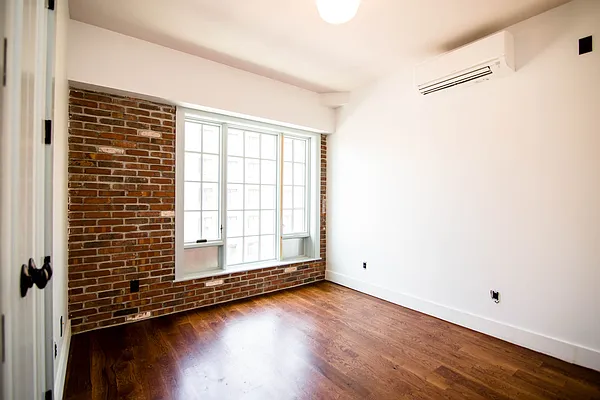 Rented by Nooklyn NYC LLC | media 16