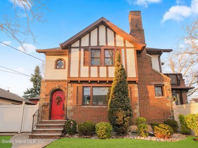 63 Riegelmann St, Staten Island, NY, 10302
