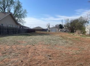 406 W Tom Stafford St #21-22, Weatherford, OK 73096