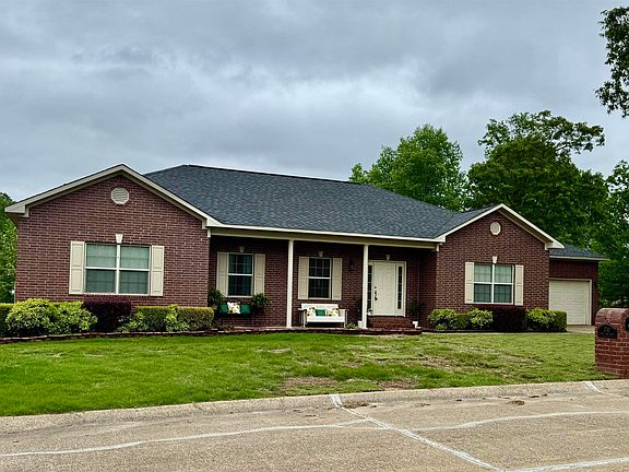 2nd image of 1710 Royal Oaks Dr