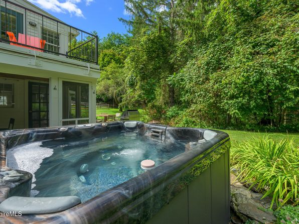270 Hillsdale Rd, South Egremont, MA 01258