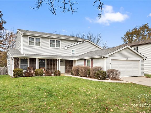 2nd image of 924 Thornton Ln