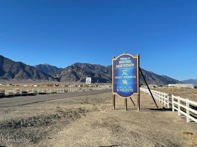 16 Hadley Community Stables, Round Mountain, NV, 89045