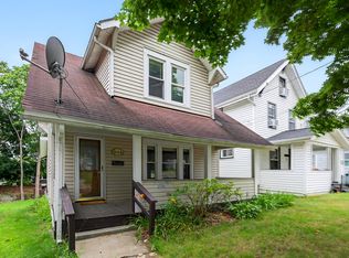 2134 10th St SW, Akron, OH 44314