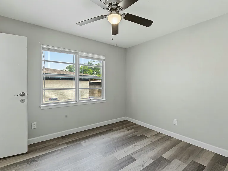 1732 Sheffield Pl — Photo 22