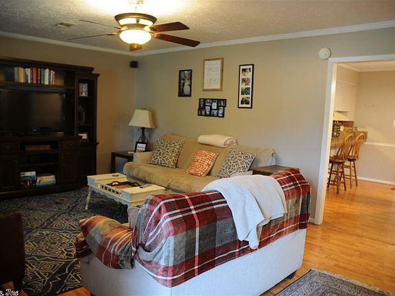 2nd image of 18 Whippoorwill Dr