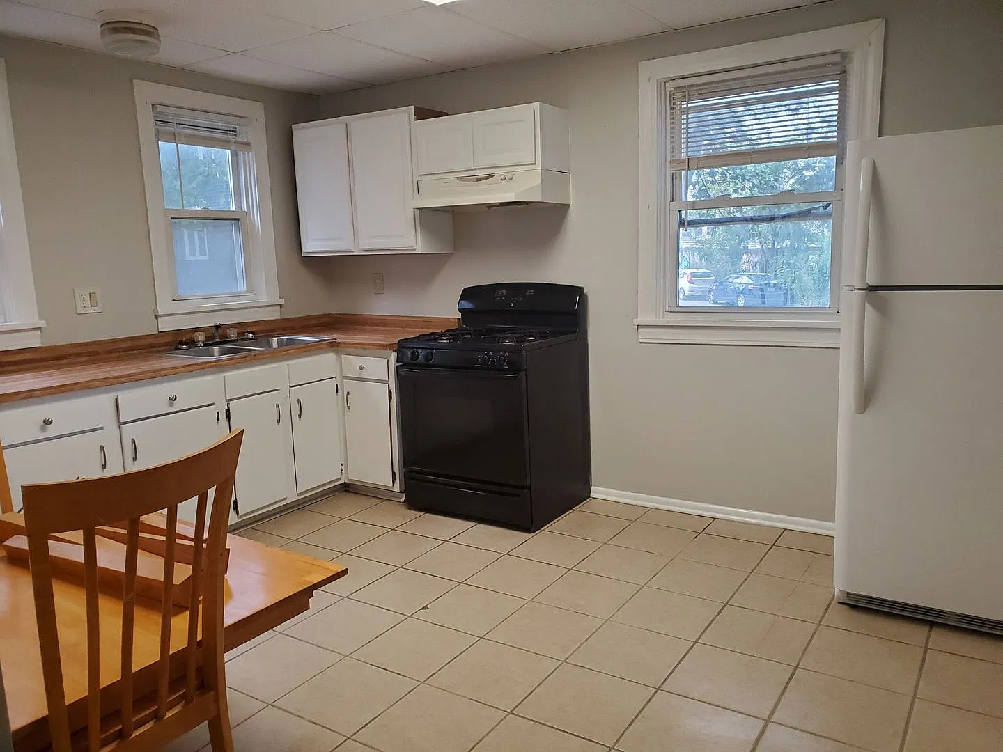 33 Suter Terrace — Photo 2