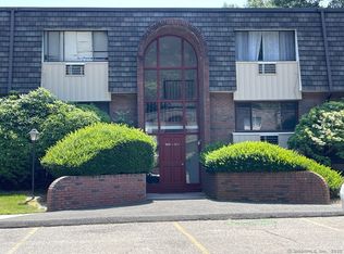 309 High Path Rd #309, Windsor, CT 06095