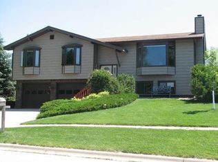 2518 Junction Dr, Rapid City, SD 57702