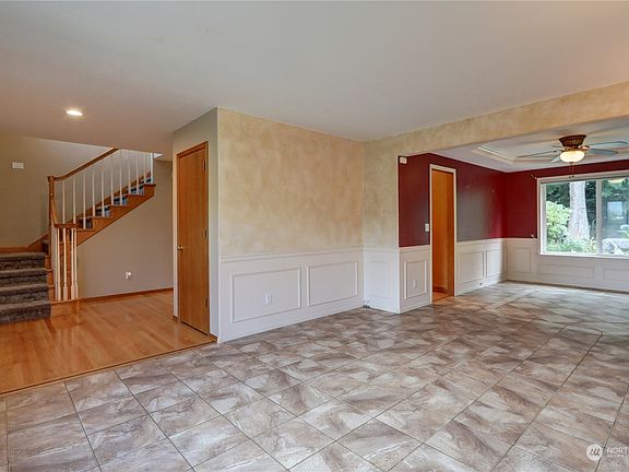 5th image of 11510 126th Avenue Ct E