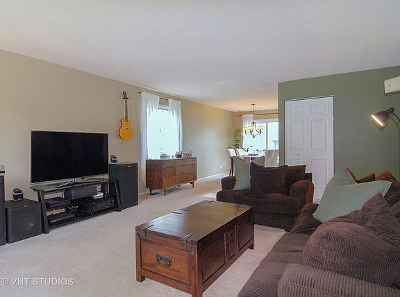2nd image of 30W091 Avondale Ct