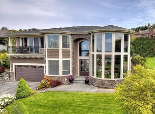 93 Tatoosh Pl, Steilacoom, WA 98388
