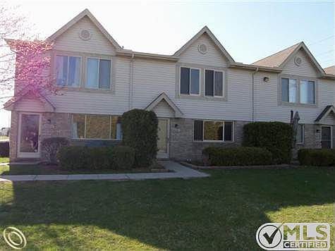 100_0562 (Small).JPG