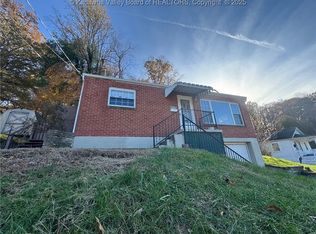 2709 Daniels Ave, South Charleston, WV 25303