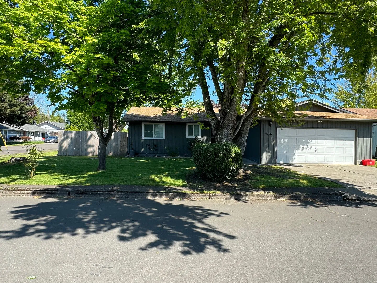 3 bedroom 1.5 bathroom home — Photo 2