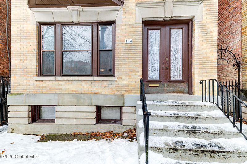 2nd image of 144 Jay Street