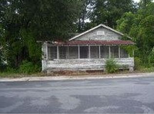 112 Wilkerson St, Waycross, GA 31501